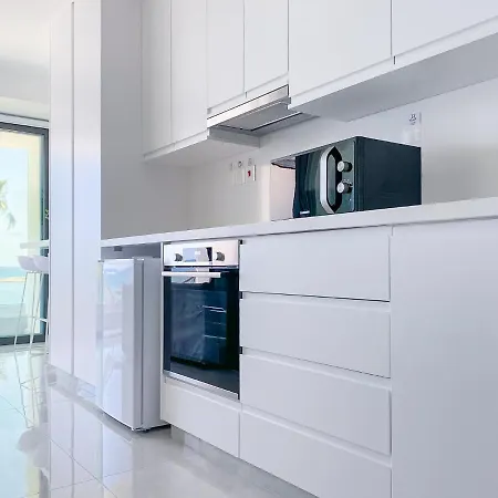 Phaedrus Living: Marina Sea View Flat 214 Emerald